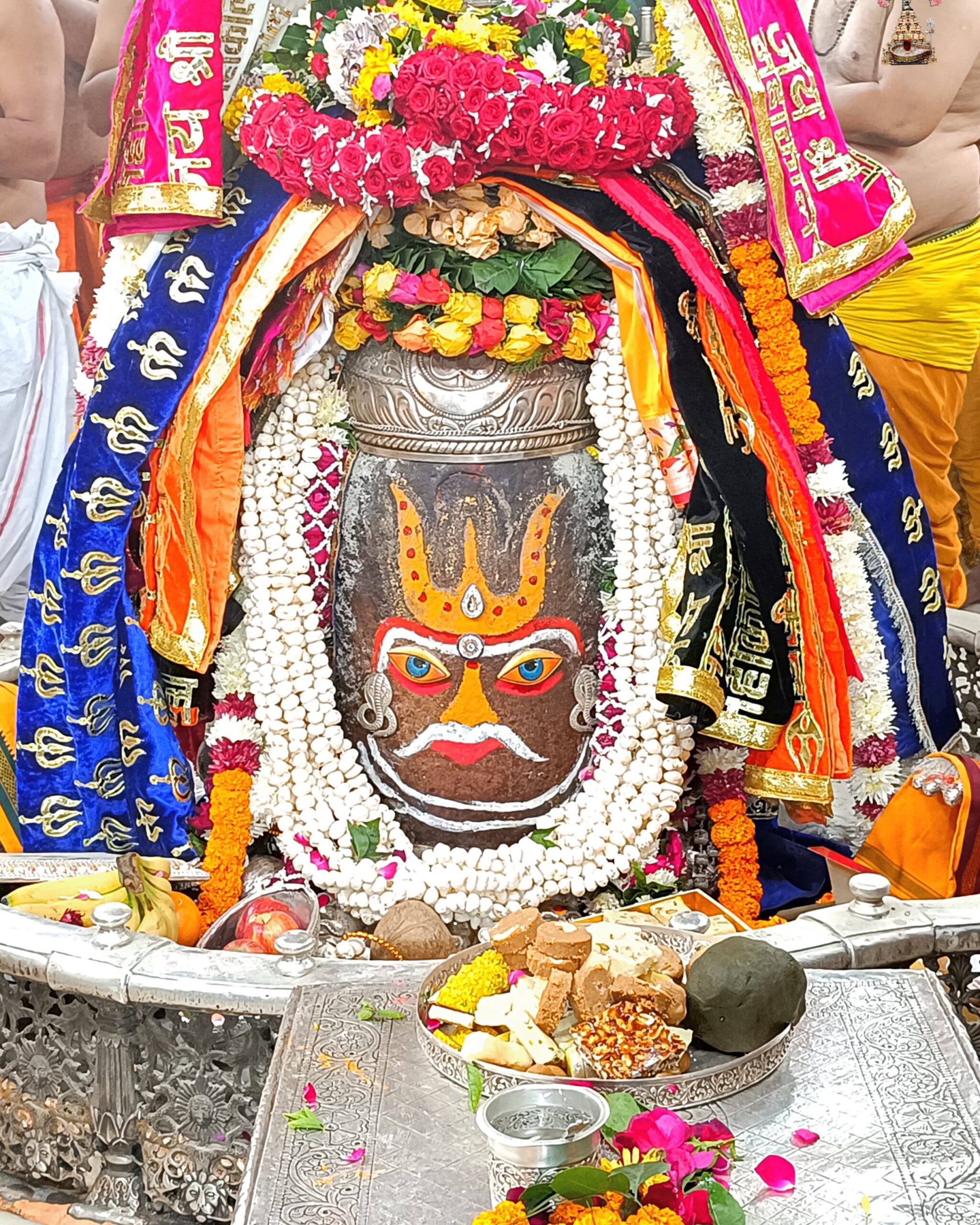 श्री महाकालेश्वर प्रातः कालीन भस्म आरती श्रृंगार दर्शन