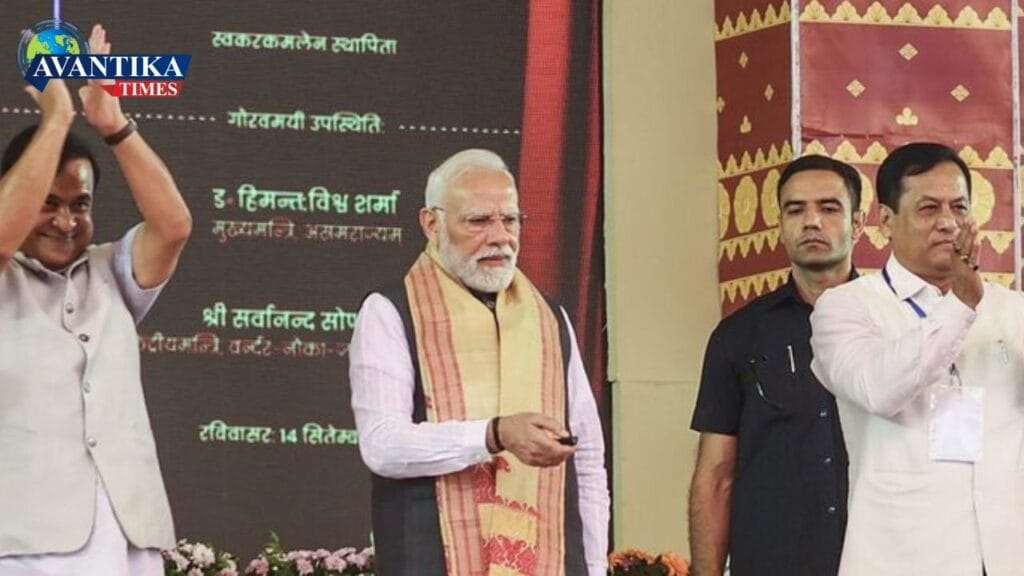 प्रधानमंत्री नरेंद्र मोदी