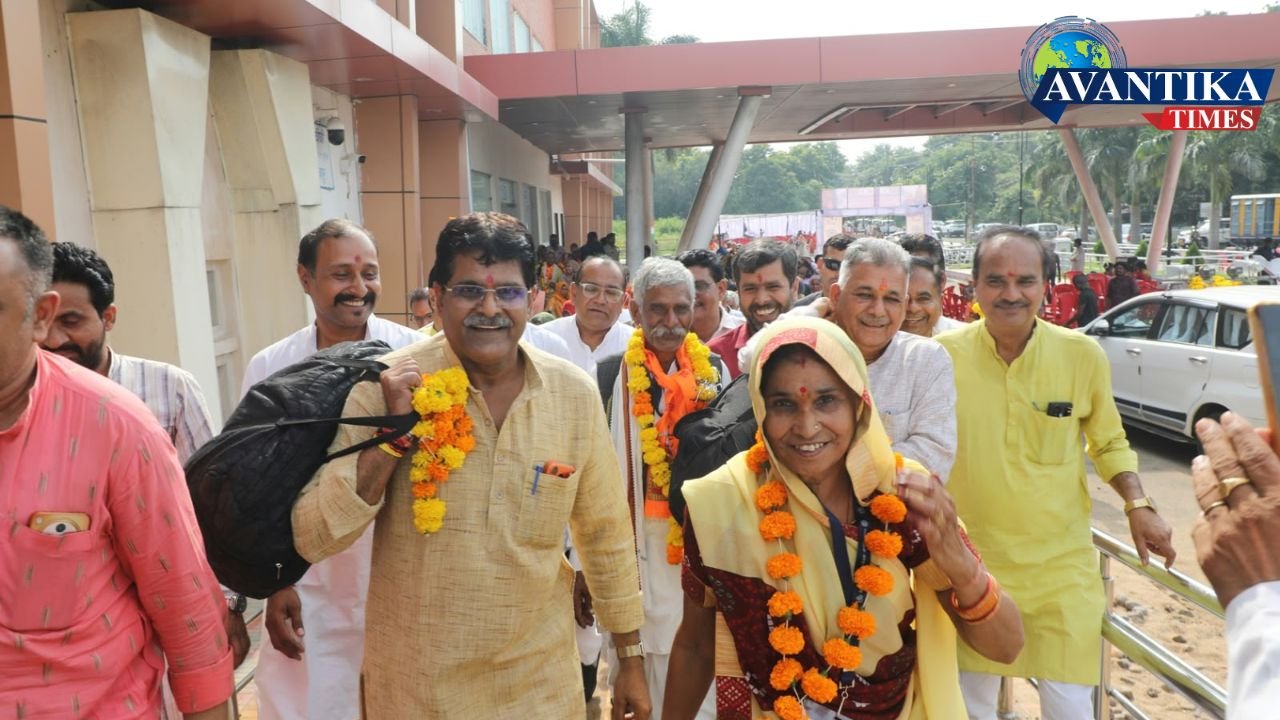 शाजापुर से काशी गया धाम यात्रा 2026